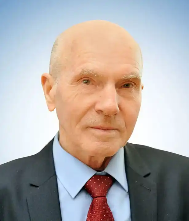 Рыжов